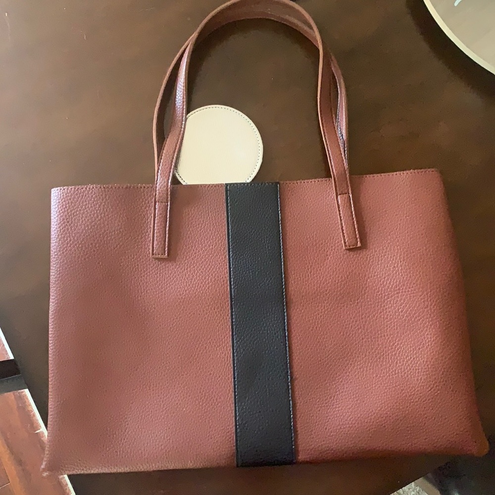 Vince Camuto Tote
